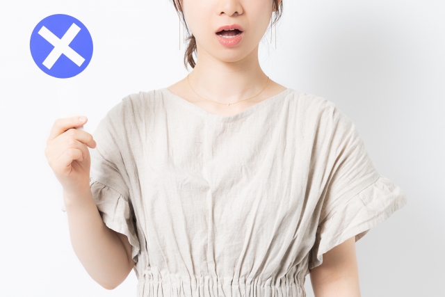 え、これもNGなの！？免許教習で避けるべき服装解説